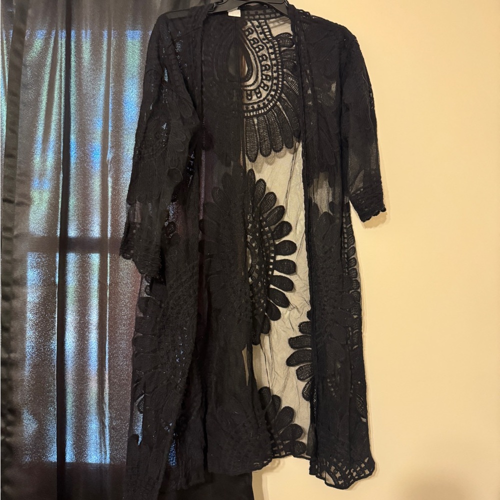 Black Lace Kimono Cardigan